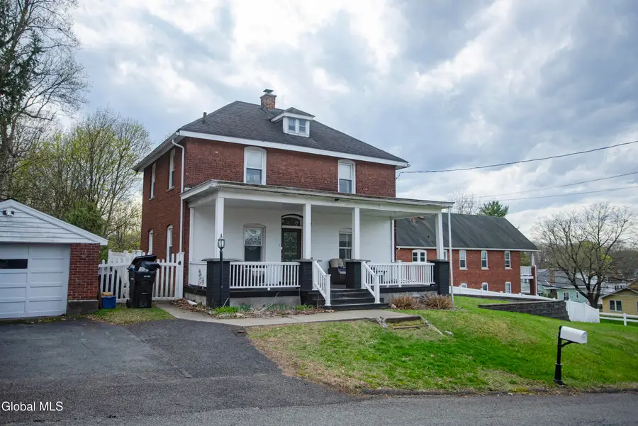3 Luther Street, Troy, NY 12180 - #3