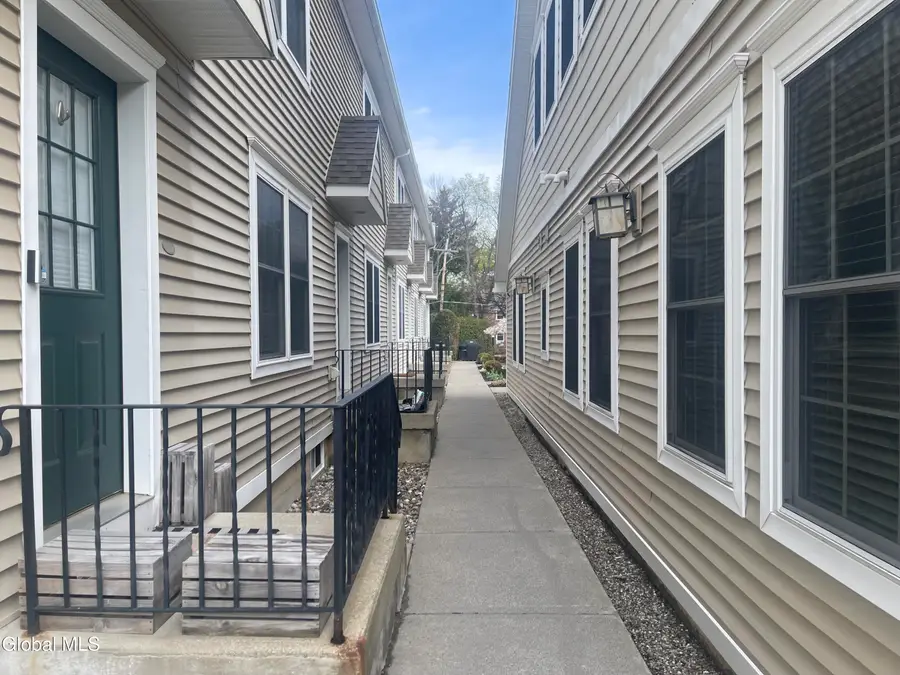 1110 Western Avenue #APT 9, Albany, NY 12203 - #3