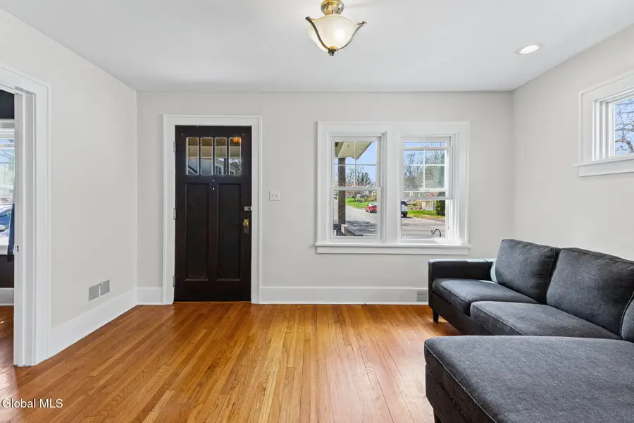 424 Vley Road, Schenectady, NY 12302 - #2