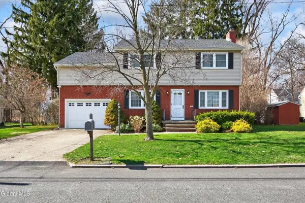 25 Alfred Drive, Colonie, NY 12205