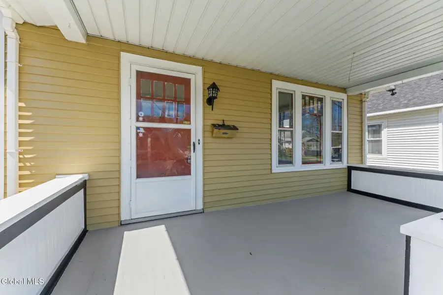 917 Hazelwood Avenue, Schenectady, NY 12306 - #3