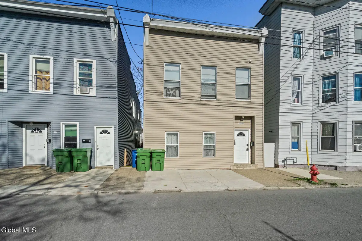 186 Main Street, Cohoes, NY 12047 - #1