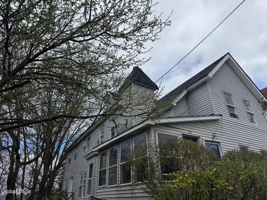 25 Steele Avenue, Gloversville, NY 12078 - #3