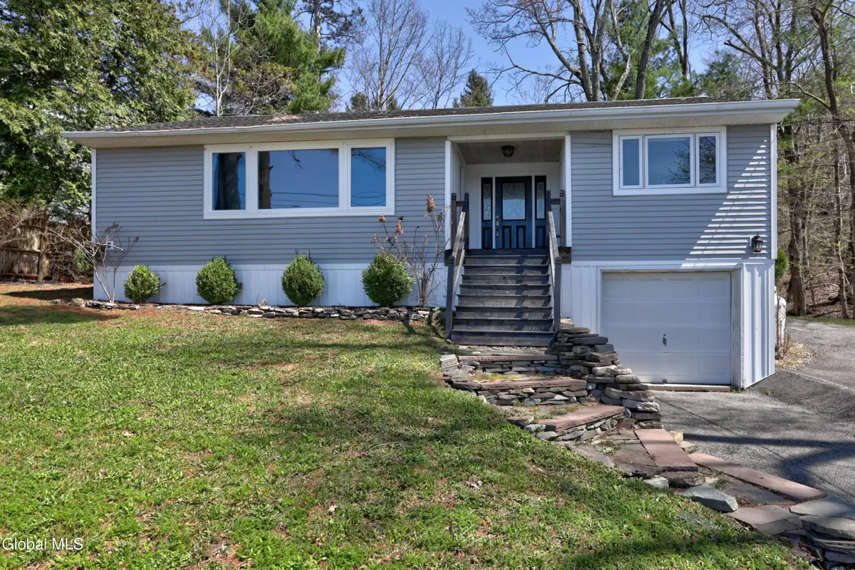 1142 Nys Rt 9p, Saratoga Springs, NY 12866 - #1