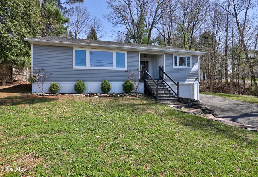 1142 Nys Rt 9p, Saratoga Springs, NY 12866 - #2