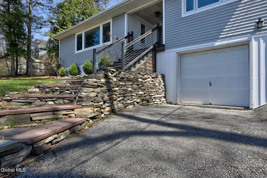 1142 Nys Rt 9p, Saratoga Springs, NY 12866 - #3