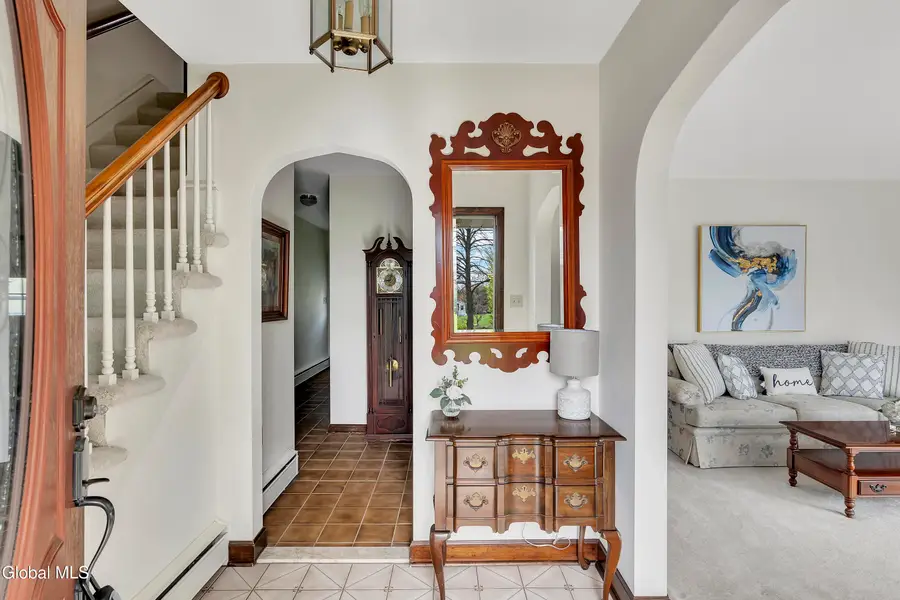 549 Columbia Street Extension, Cohoes, NY 12047 - #2