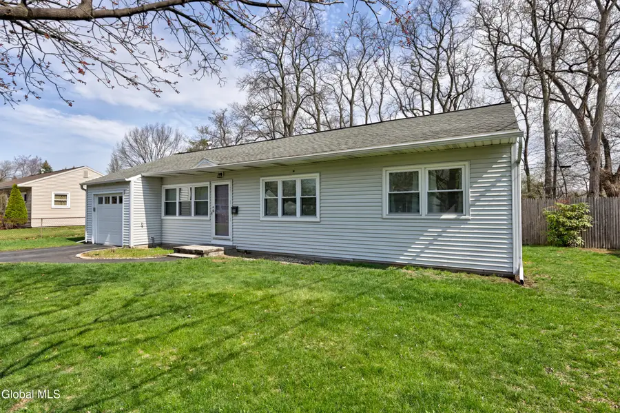 19 Stirrup Drive, Colonie, NY 12205 - #3