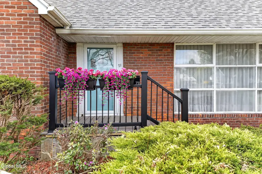 711 Riverside Avenue, Glenville, NY 12302 - #2