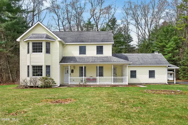 26 Sugar Pine Road, Queensbury, NY 12804