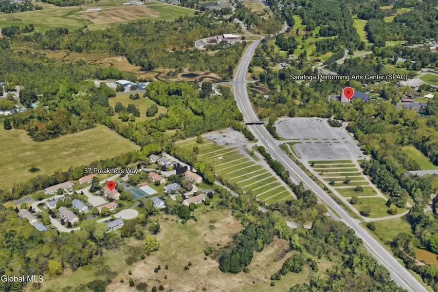 37 Preakness Way, Saratoga Springs, NY 12866 - #3