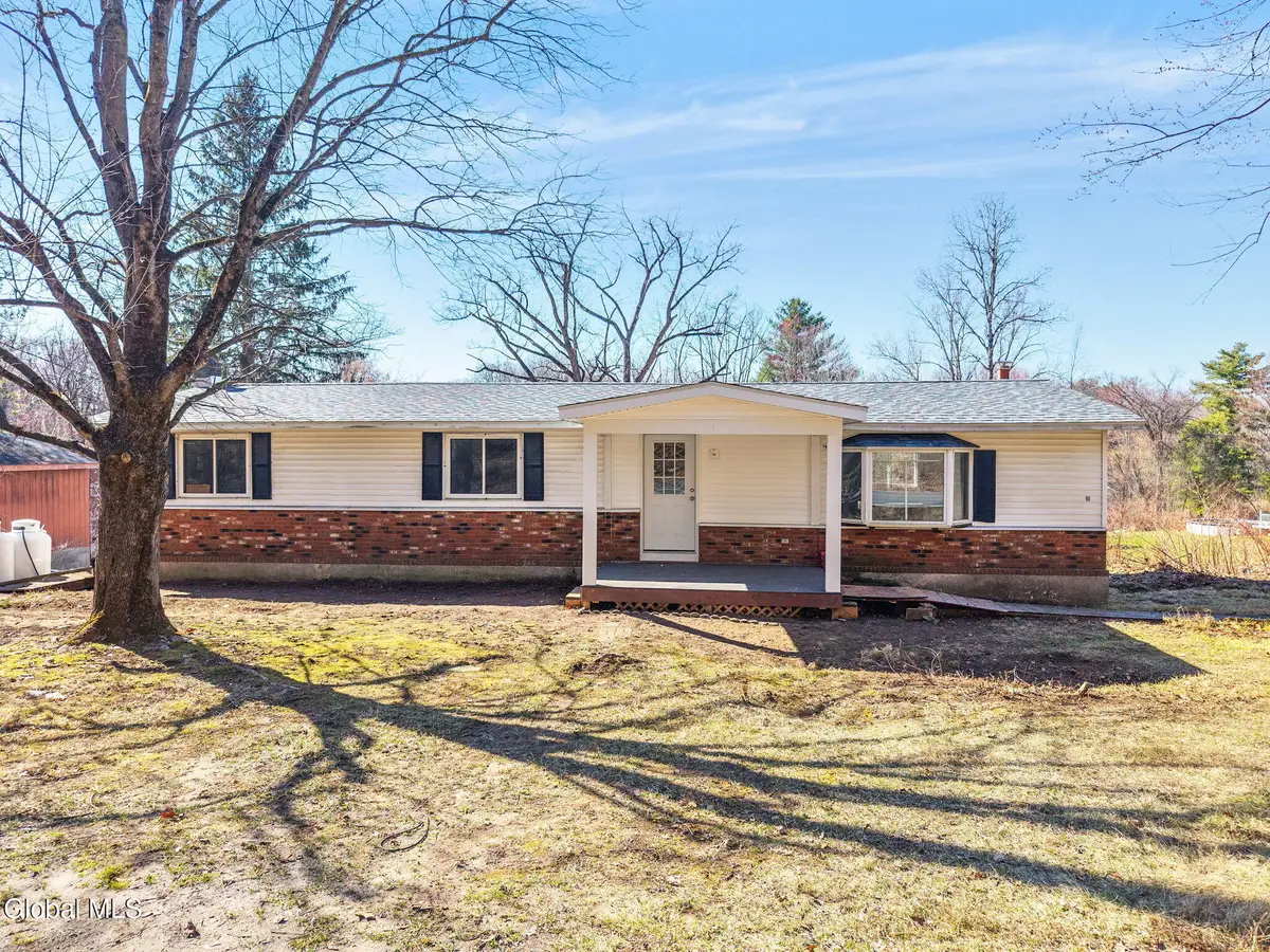 90 Clamsteam Road, Halfmoon, NY 12065 - #1