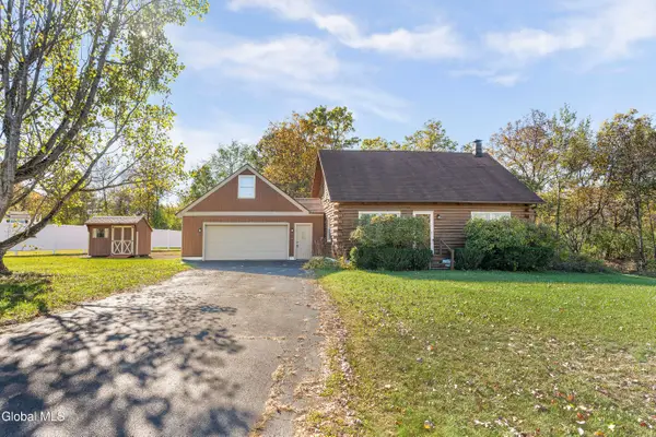 113 Diane Lane, Schaghticoke, NY 12182