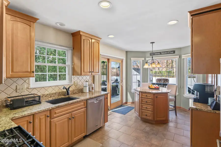 41 Covington Avenue, Colonie, NY 12304 - #3