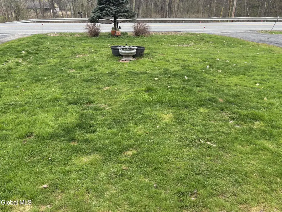 252 Nys Rt 32, Saratoga, NY 12871 - #3