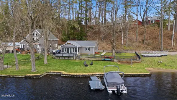 13 Terrace Dr Ext, Lake Luzerne, NY 12846