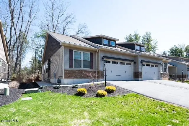 17 Canterbury Lane, Bethlehem, NY 12054 - #2