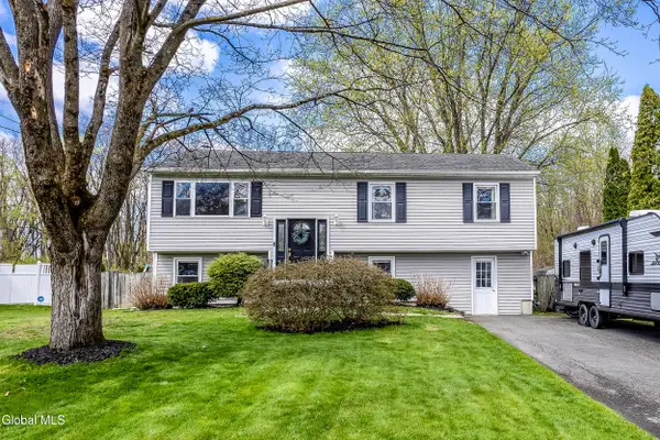 5 Dussault Drive, Colonie, NY 12110