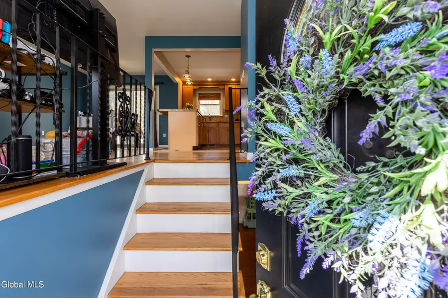 5 Dussault Drive, Colonie, NY 12110 - #3