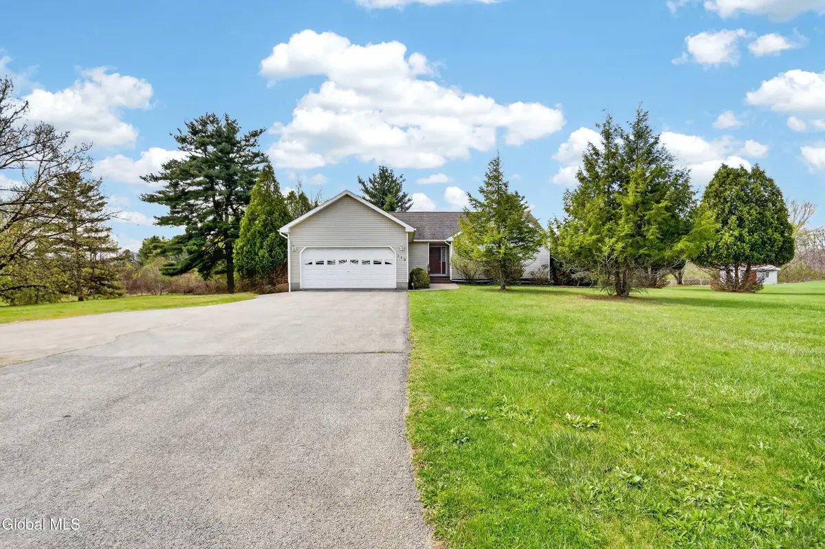 119 Miami Avenue, Amsterdam, NY 12010 - #1