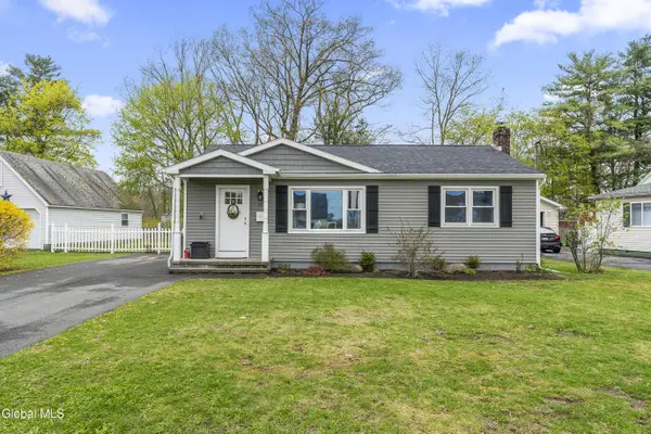 61 Woodlawn Drive, Ravena, NY 12143