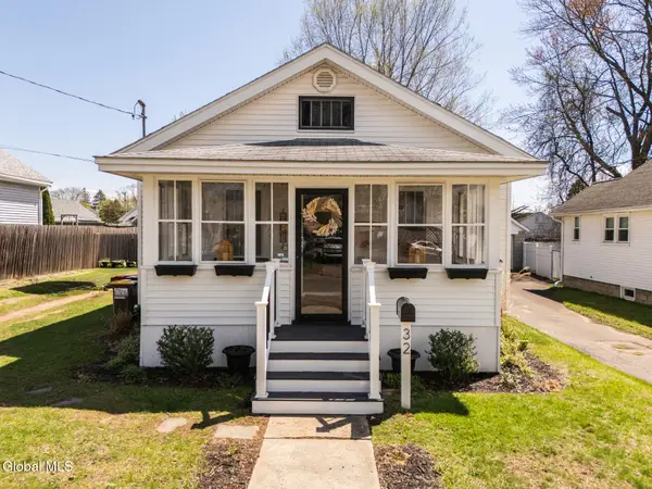 32 Hudson Avenue, Albany, NY 12205