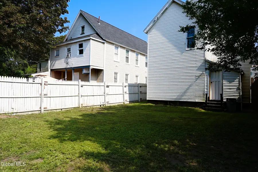 21 Grove Place, Schenectady, NY 12307 - #2