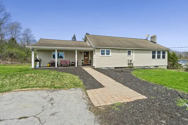 228 County Road 69, Saratoga, NY 12871