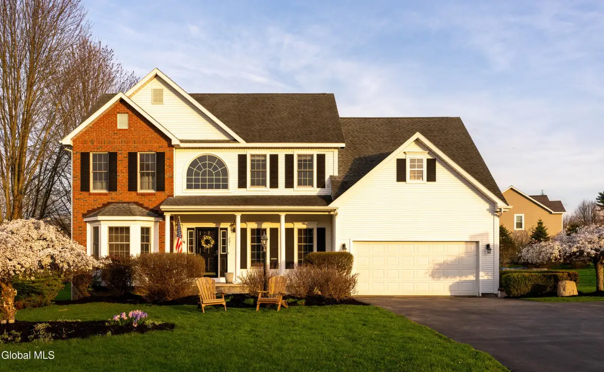 201 Longhouse Lane, Westmere, NY 12159 - #1