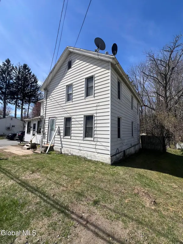 5045 Route 9n, Corinth, NY 12822