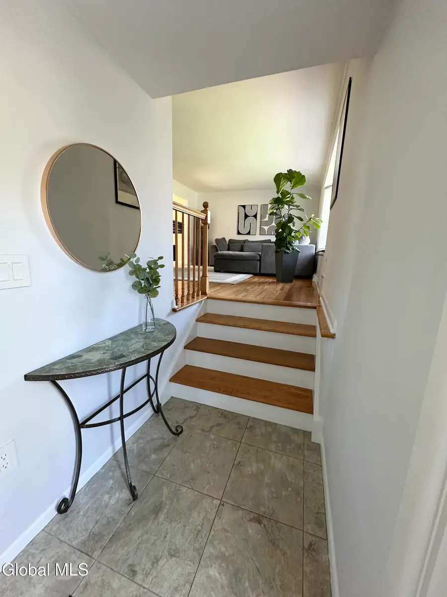 34 Guilder Place, Ballston Lake, NY 12019 - #2