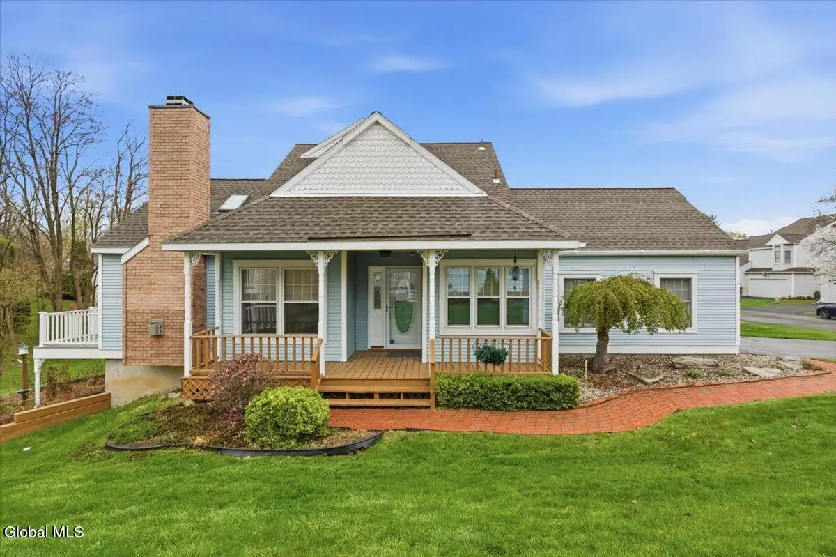 18 Kensington Place, Albany, NY 12209 - #1