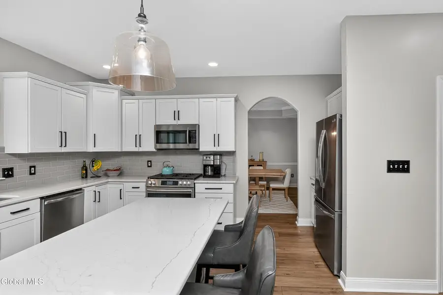 58 Egmont Court, Bethlehem, NY 12054 - #3