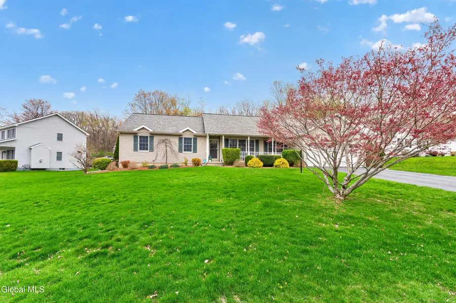 3 Rosemary Drive, North Greenbush, NY 12180 - #3