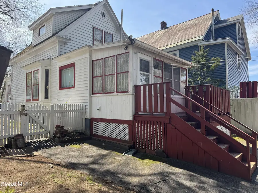 35 Cornell Street, Schenectady, NY 12304 - #3