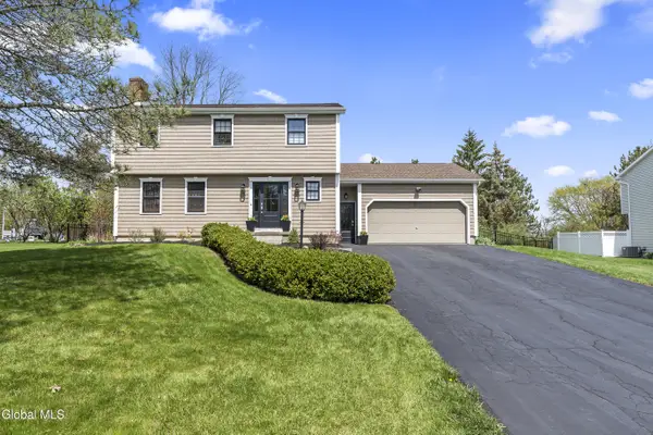 3 Cephalonia Drive, Niskayuna, NY 12309