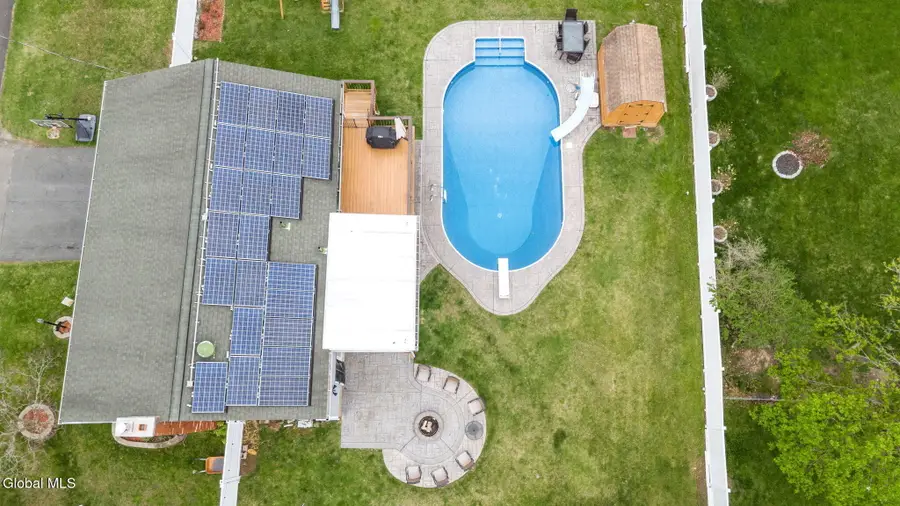 812 Mann Avenue, Rensselaer, NY 12144 - #3