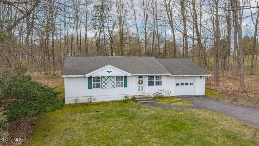 10 Geyser Road, Saratoga Springs, NY 12866 - #2