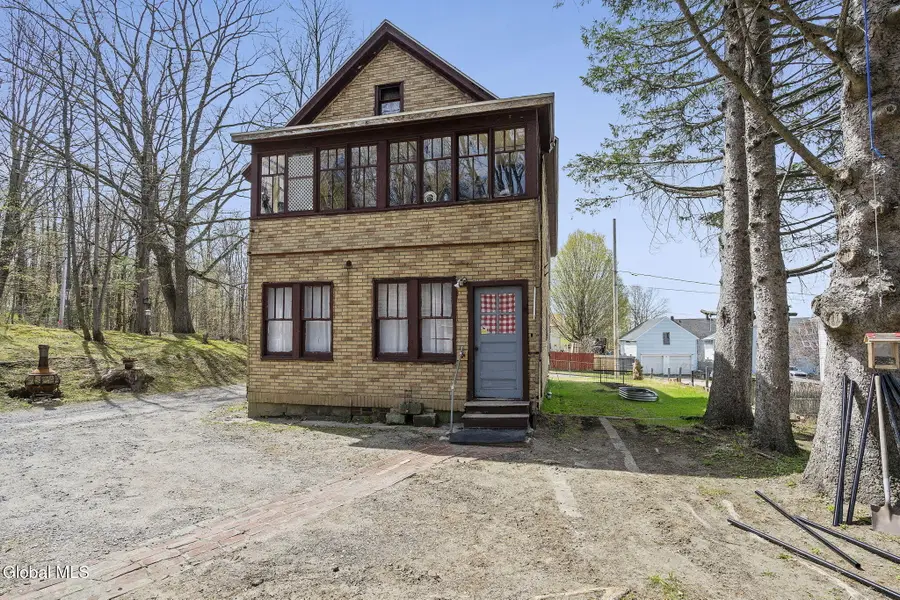 109 S Judson Street, Gloversville, NY 12078 - #3