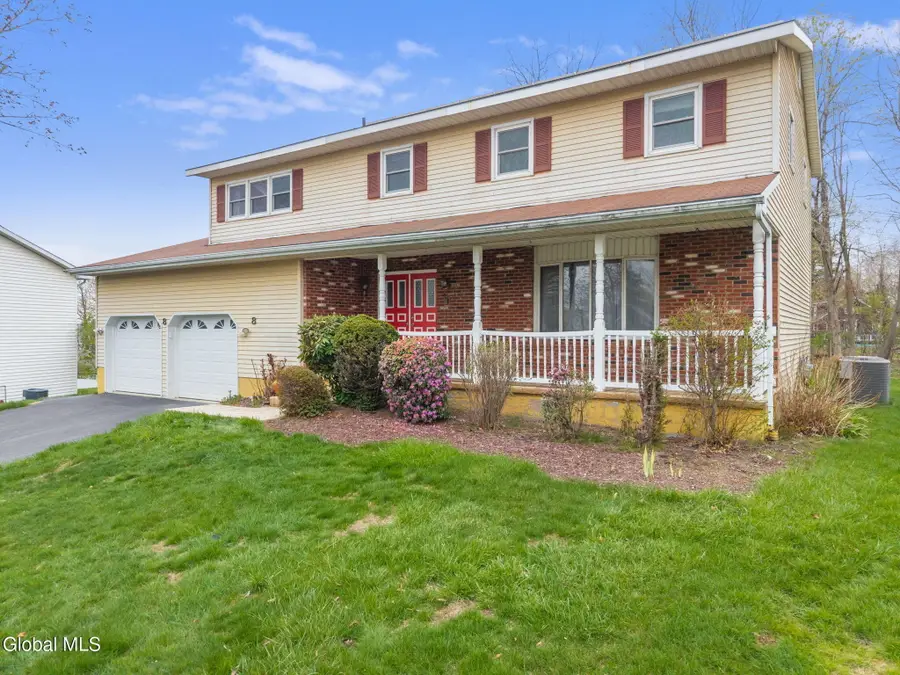 8 Windlass Drive, Colonie, NY 12110 - #2