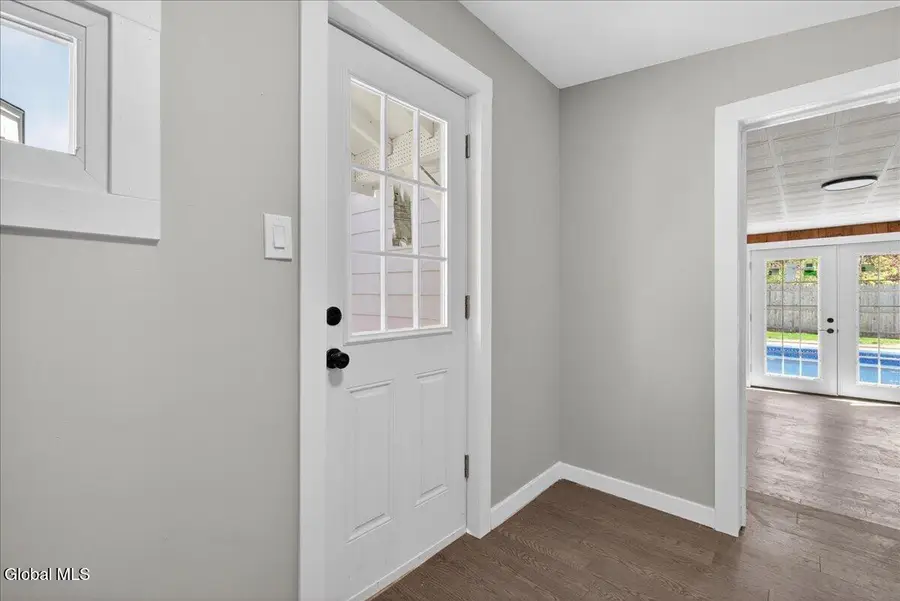 5 Marquette Avenue, Latham, NY 12110 - #2