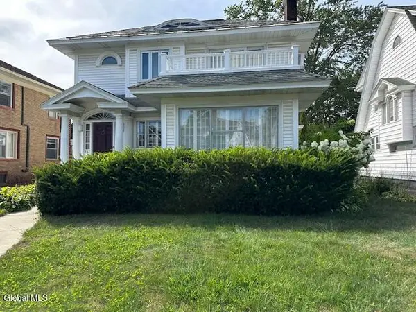 843 Wright Avenue, Schenectady, NY 12309