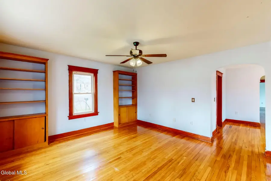 55 Park Avenue, Latham, NY 12110 - #3