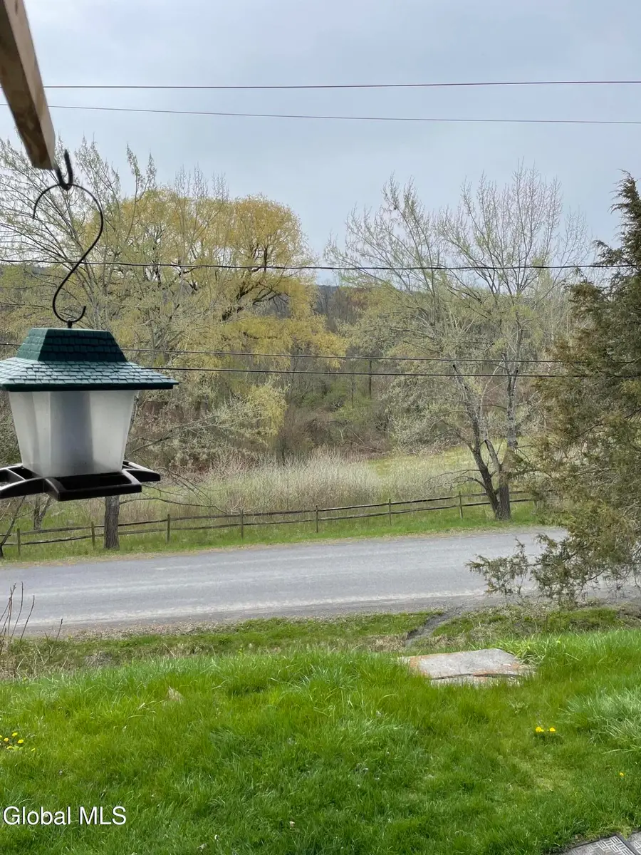 523 Enders Avenue, Central Bridge, NY 12092 - #3