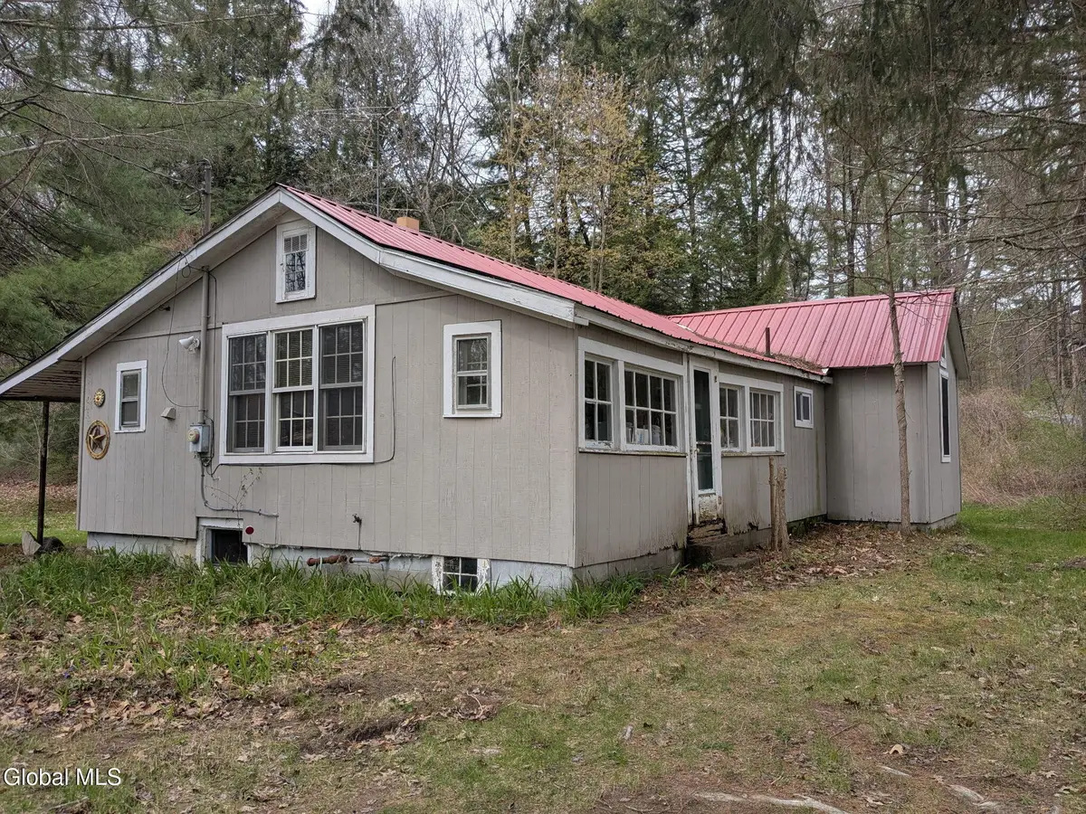 16 Louden Road, Saratoga Springs, NY 12866 - #1