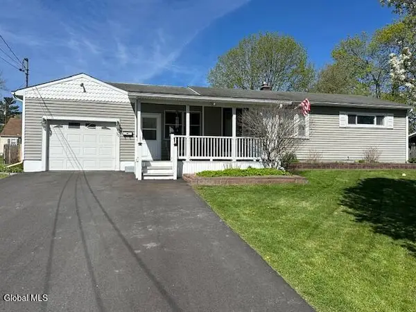 11 Ridge Road, Ravena, NY 12143
