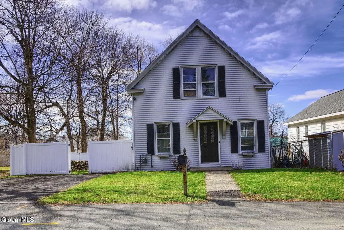 16 Kemp Avenue, Brunswick, NY 12180 - #1
