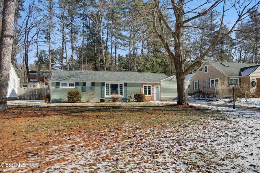 11 Cherry Lane, Guilderland, NY 12084 - #3