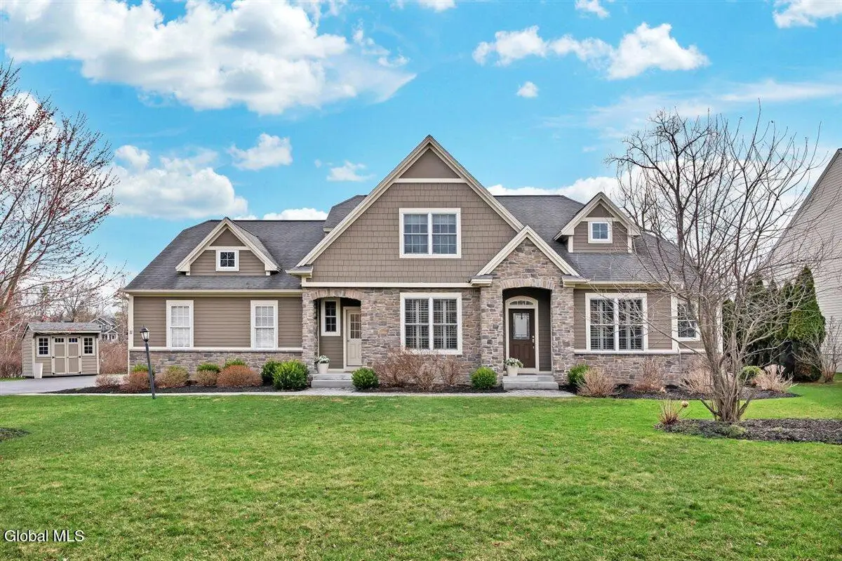 11 Sundance Lane, Loudonville, NY 12211 - #1