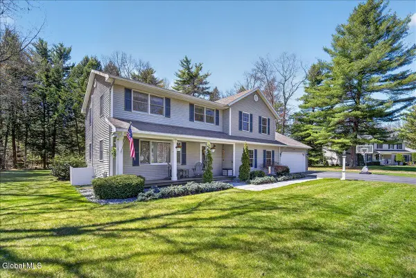 16 Muriel Lane, Schaghticoke, NY 12154